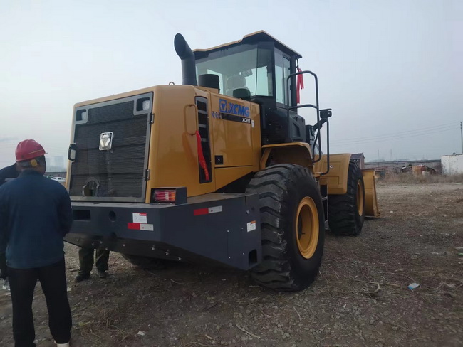 MK网XC956装载机