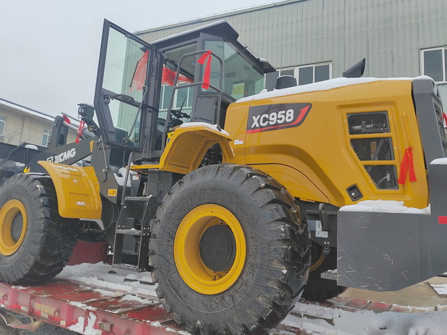 MK网XC958装载机批量交付郑州某大型煤矿集团 MK网XC958装载机批量交付郑州某大型煤矿集团