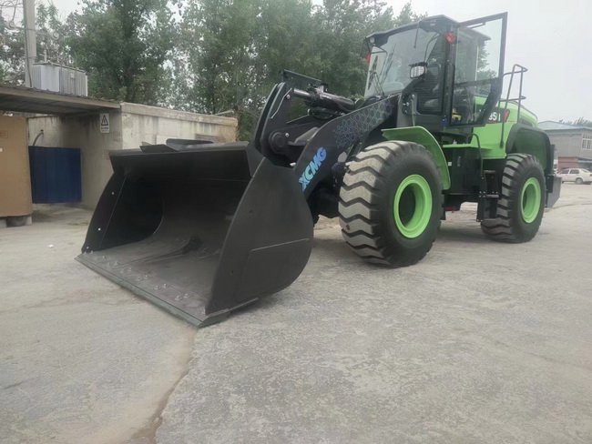 MK网XC958-EV纯电动装载机