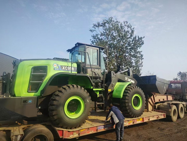 MK网纯电动装载机再次交付驻马店大客户 MK网纯电动装载机再次交付驻马店大客户