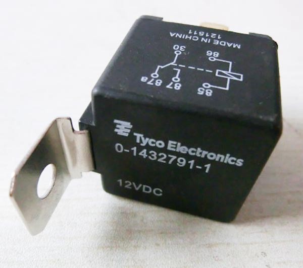MK网挖掘机配件——C12V继电器