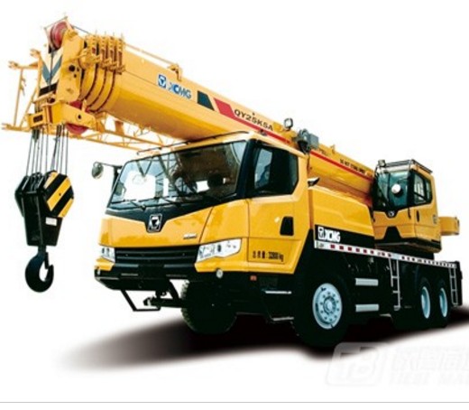 MK网QY25K5A起重机